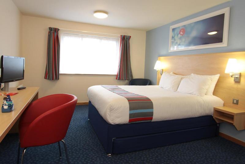 Travelodge London City Airport Екстериор снимка